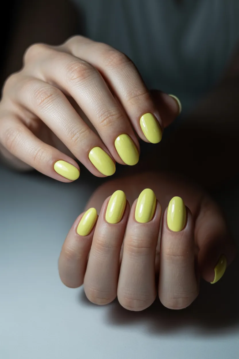 22 Bright Yellow Nail Ideas That Instantly Refresh Your Style